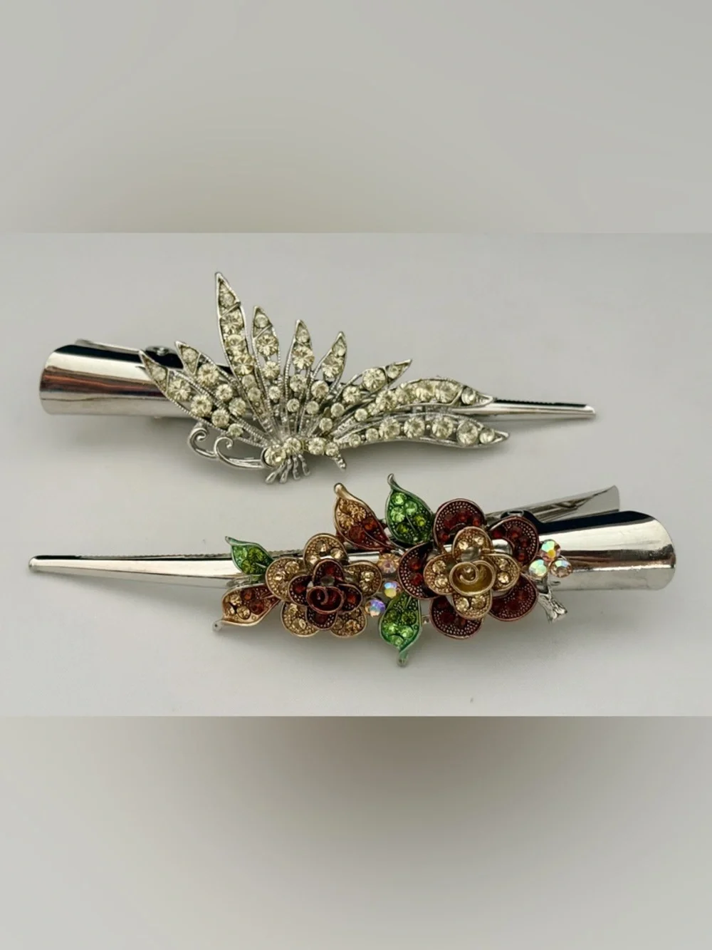2 Silver-tone Alligator Hair Clamp Set Sparkling Crystals